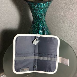 Real techniques brush set holder